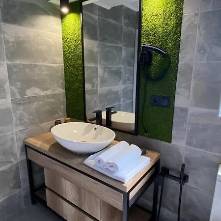 홈스테이 ярдана Skhidnytsia