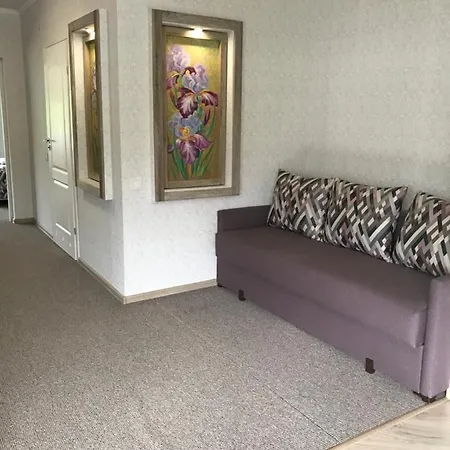 ярдана 홈스테이